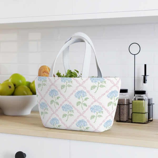 Preppy Blue Hydrangea pink ribbon lattice lunch bag, insulated, cooler bag, One size, washable, magnet closure