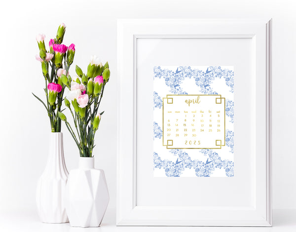 2025 Desk Calendar with Stand - Blue and White chinoiserie